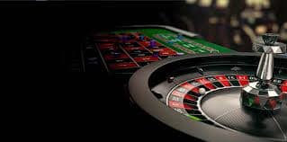 Live casino dealer table streamed on ph 747 for Filipino players